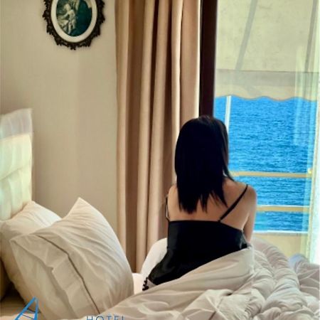 Hotel Lungomare Vlorë Екстериор снимка