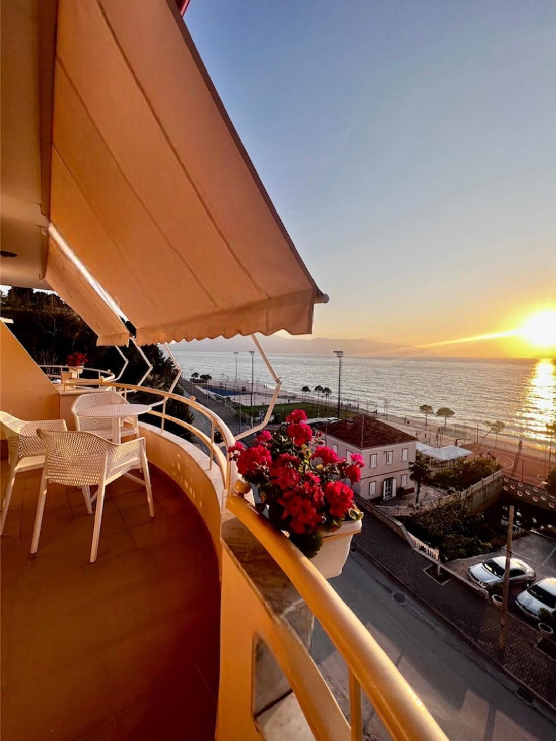 Hotel Lungomare Vlorë Екстериор снимка